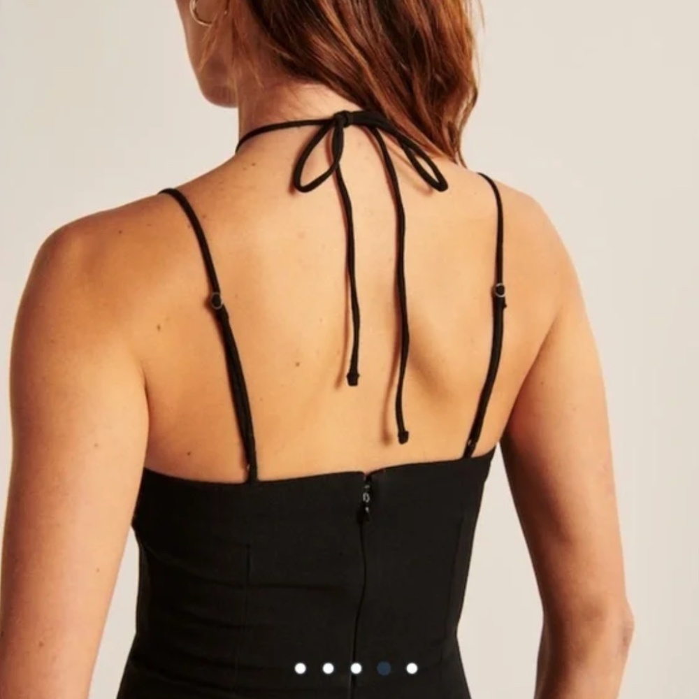 Abercrombie & Fitch Strappy Halter Midi dress - Picture 4 of 7